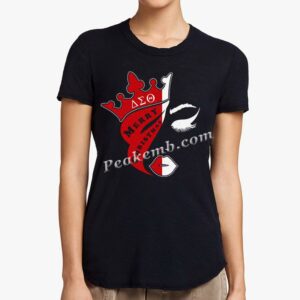 Delta Sigma Theta (??????) w/ crown …