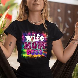 Rainbow wife mom boss ready to pres …